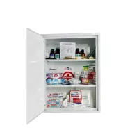 Автомобільна аптечка Poputchik 02-080-IS Фото