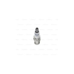 Свеча зажигания Bosch 0 242 235 661 Фото 2
