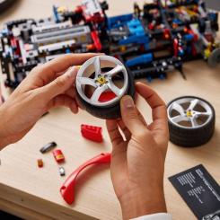 Конструктор LEGO Technic Ferrari Daytona SP3 Фото 5