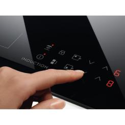 Варочная поверхность Electrolux CIR60433 Фото 2