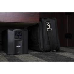 Источник бесперебойного питания APC Smart-UPS 1000VA LCD SmartConnect Фото 2