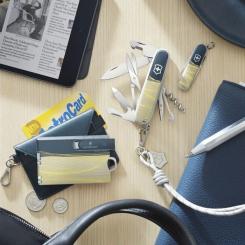 Нож Victorinox Classic SD New York Style Фото 6