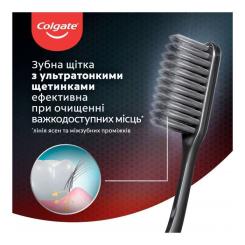 Зубная щетка Colgate Шовкові нитки з деревним вугіллям Рожева Фото 4