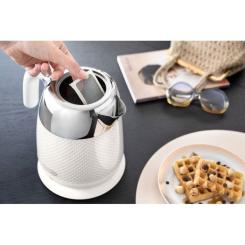 Электрочайник DeLonghi KBL 2001 W Фото 4