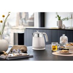 Электрочайник DeLonghi KBL 2001 W Фото 6