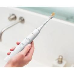 Электрическая зубная щетка Philips HX9911/19 Фото 2