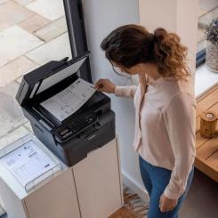 Многофункциональное устройство Brother MFCL2802DNYJ1 Фото 4