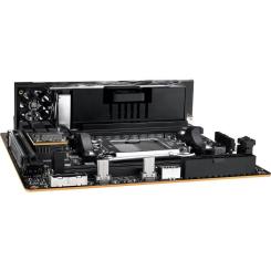 Материнская плата ASUS ROG STRIX X870-I GAMING WIFI Фото 8