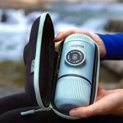 Кофеварка кемпинговая Wacaco Nanopresso з чохлом блакитна Фото 4
