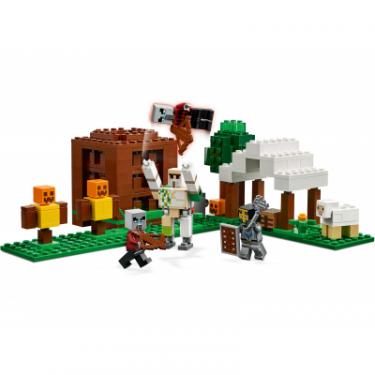 Конструктор LEGO Minecraft Аванпост разбойников 303 детали Фото 3