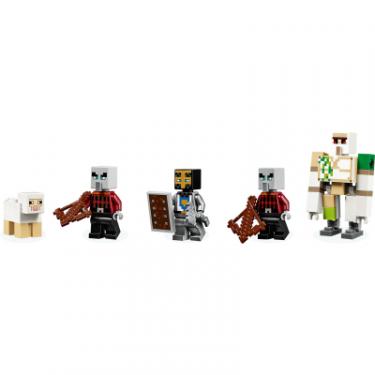 Конструктор LEGO Minecraft Аванпост разбойников 303 детали Фото 4