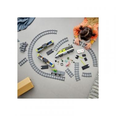 Конструктор LEGO City Trains Пасажирський потяг-експрес Фото 5